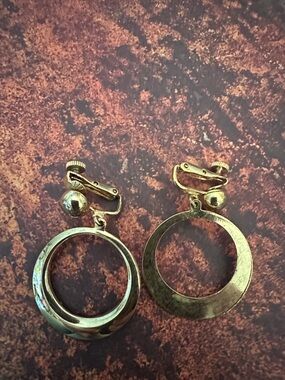 Gold Open Hoop Clip-On Earrings - Timeless Circle Design Vendome